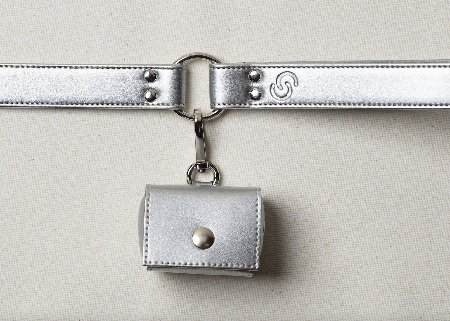 Apple leather poo bag holder